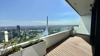Expose DANUBEFLATS. 40 Etage - The one and only: Einmalig inkl. Wellness and Swimming Pool