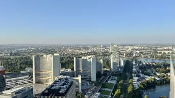 Expose 44. Stock: Welness, Gym, Pool und den schönsten Ausblick mit Sonnenuntergang auf Kahlenberg