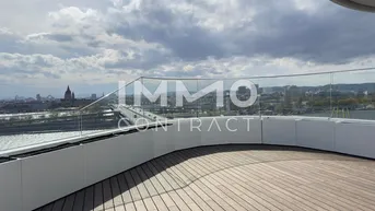 Expose Sunny four-room apartment with 105 m² balcony and amazing amenities on the New Danube