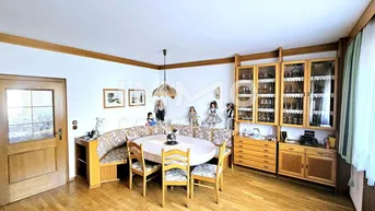 Expose Neuer Preis! Großzügiges Ein-/Zweifamilienhaus mit Traumaussicht und vielen Möglichkeiten