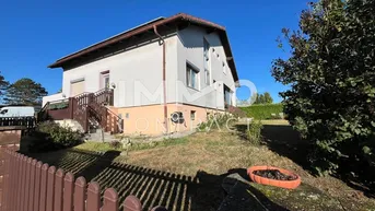Expose Einfamilienhaus mit Pool, und PV-Anlage nur wenige Autominuten von Wien entfernt