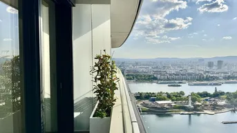 Expose DANUBEFLATS - 30. Stock! Einmalig - Große 2 Zimmer Wohnung. Wie im Urlaub - Elevate your Lifestyle