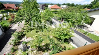 Expose Großzügiges Einfamilienhaus mit idyllischem, großen Garten in ruhiger, grüner Traumlage zu verkaufen