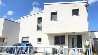 Expose Im Pool planschen und entspannen - wunderschönes Haus in Alland