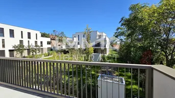 Expose Provisionsfrei: Traumhafte, helle 4-Zimmer-Wohnung mit Balkon in charmanter Anlage