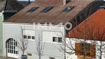 Expose Gepflegtes Wohnhaus mit Dachgeschossausbau in Seenähe