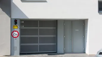 Expose Zentrale Tiefgarage Hausgrundweg 2