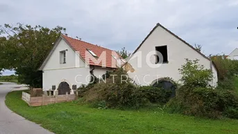 Expose Historisches Kellerstöckl mit Seeblick und Wohneinheit