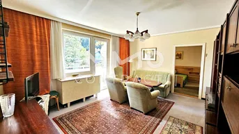 Expose Lichtdurchflutete, renovierungsbedürftige 3-Zimmer-Wohnung mit großer Süd-Loggia