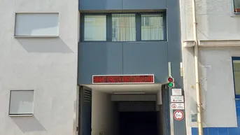 Expose TG Stellplatz Weidmanngasse 1