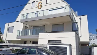 Expose 5-Zimmer-Penthouse mit zwei Terrassen – eigener Lift, Nähe zur U-Bahn