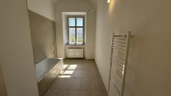 Expose 3-Zimmer Gartenwohnung! Residieren im Schloss