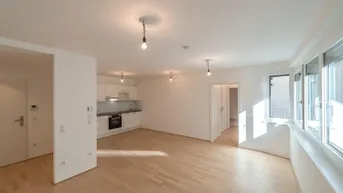 Expose Six in the City: Premium 2-Zimmer Apartment mit Balkon!! BESTLAGE direkt beim Haus des Meeres