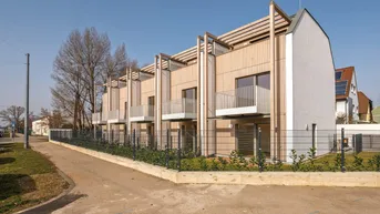 Expose 4-Zimmer Qualitäts-Reihenhaus mit Garten und Terrasse von der Holzbaufirma Strobl!