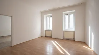 Expose +++NEU+++ 3-Zimmer Altbau-Wohnung (sanierungsbedürftig), großes Umbaupotenzial