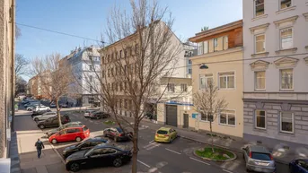 Expose ++NEU++ Sanierungsbedürftige 1-Zimmer Altbau-Wohnung, viel Potenzial!