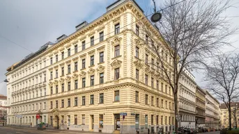 Expose ++NSG120++ 3-Zimmer Altbau-Wohnung (renovierungsbedürftig) in toller Lage - großes Potenzial