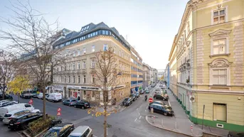Expose **Hannovermarkt** Renovation Opportunity: 2-Room Period Apartment with Airbnb Potential