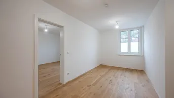 Expose ++Der Platzhirsch++ Fantastisches 2 Zimmer Büro mit Dachterrasse