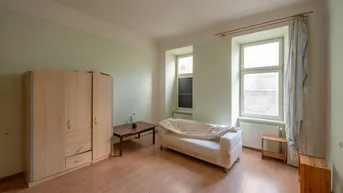 Expose **Hannovermarkt** Sanierungsbedürftige 3-Zimmer Altbauwohnung - mit Balkonoption - Airbnb