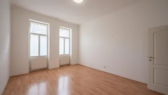 Expose ++KLNB121++ renovierungsbedürftige 2-Zimmer-Wohnung in sehr guter Lage - Airbnb