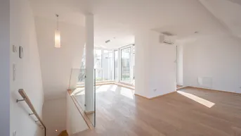 Expose ++NEU++ Außergewöhnliche 4-Zimmer Dachgeschosswohnung mit Terrasse in Bestlage!
