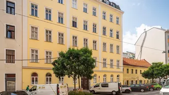 Expose Stilaltbauwohnung mit Potenzial – ca. 122 m² im 2. Stock in Toplage des 6. Bezirks