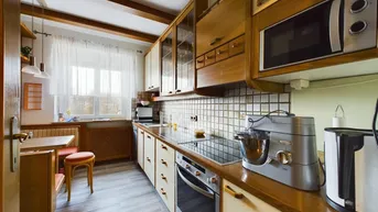 Expose NIEDERNEUKIRCHEN: Sehr gepflegtes und perfekt aufgeteiltes EIN-ZWEIFAMILIENHAUS mit ca.181 m² Wohnfläche, Grundstück ca. 871 m²