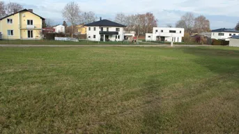 Expose Sehr schönes Grundstück in Sonnenlage, wenige Minuten vom Stadtzentrum entfernt