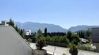 Expose Ferienwohnsitz – Eckwohnung mit riesiger Terrasse in Sonnenlage mit tollem Bergpanorama.