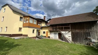 Expose Liebevoll gepflegtes Familienhaus in zentraler Ortslage von St. Roman - Sacherlcharakter