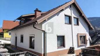 Expose PLATZ FÜR ZWEI FAMILIEN IN RUHIGER LAGE