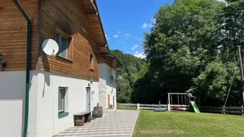 Expose EINZIGARTIGES WOHNEN IN UNVERBAUBARER IDYLLISCHER LAGE