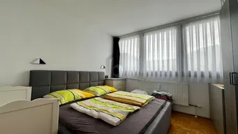 Expose SANIERT IN ZENTRALER LAGE MIT BALKON!