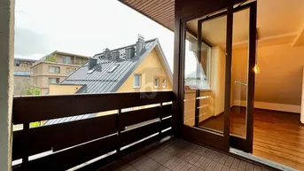 Expose SANIERT IN ZENTRALSTER LAGE MIT LOGGIA!
