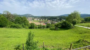 Expose  BAUGRUND MITTEN IM GRÜNEN BEI GRAZ
