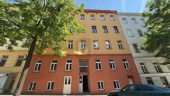 Expose HOCHWERTIG SANIERTER ALTBAU MIT AUSSENDÄMMUNG 