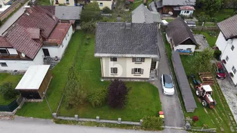 Expose AUSBLICK AUF DIE BERGE MIT GROßEM GARTEN UND WERKSTATT