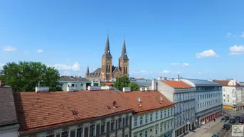Expose Helle 3-ZIMMERWOHNUNG mit wunderschönem Ausblick inkl. Garagenstellplatz - BEFRISTET VERMIETETE TRAUMWOHNUNG