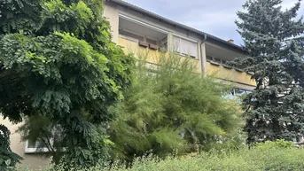 Expose Renovierungsbedürftige 3-Zi-Wohnung Obere Stadt inkl. Stellplatz