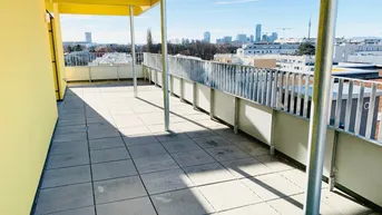 Expose LEO 131 - Hochwertige 3-Zimmer Wohnung mit großer West-Terrasse nahe Siemensstraße Bahnhof und Parkanlagen! Ab Juli 2025