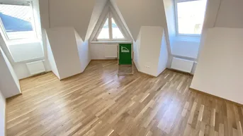 Expose Lichtdurchflutete Dachgeschosswohnung mit moderner Ausstattung und Einbauküche - ab sofort beziehbar!