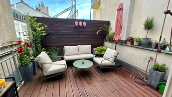 Expose Ihre Stadtwohnung in Bestlage: direkt bei U2 und in wenigen Min. fußläufig im 1. - sofort beziehbarer Altbau auf 3 Ebenen mit Terrasse