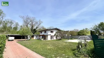 Expose Ruhige Lage! Renoviertes Haus mit großem Grund, beim Wald mit extra Büro/Praxis/Wohnung von ca. 70m2.