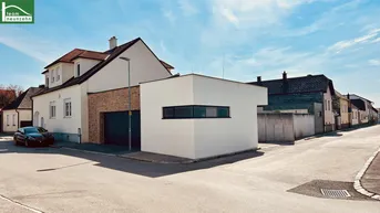Expose Achtung, seltene Gelegenheit - Geniales Stadthaus, generalsaniert mit Pool, Poolhaus, großzügigem Wellnessbereich &amp; zusätzlichem Büro/Lager von ca. 120m²