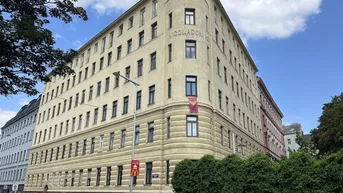 Expose Stadt-Wohnung: Charmant sanierte Altbauwohnung im gepflegten Gründerzeithaus in absoluter Hofruhelage - unweit der Volksoper