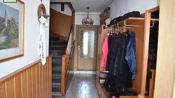 Expose Ihr Traumhaus in Eisenstadt: Gepflegtes Einfamilienhaus mit Garten und Garage!