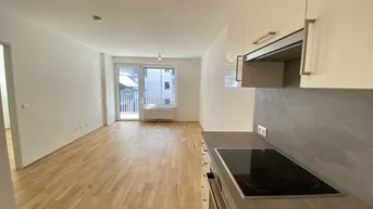 Expose Ruhige Innenhof-Wohnung mit großer Terrasse - Straßenbahn 26 vor der Tür, S-Bahn in der Nähe!