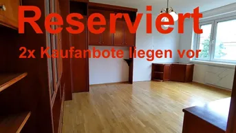 Expose (RESERVIERT) Generalsanierte Wohnung mit neuer Küche, Bad, Elektrik etc. in ruhiger Lage.