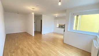 Expose LEO 131 - Sonnige Süd-Wohnung nahe Siemensstraße Bahnhof und Parkanlagen!